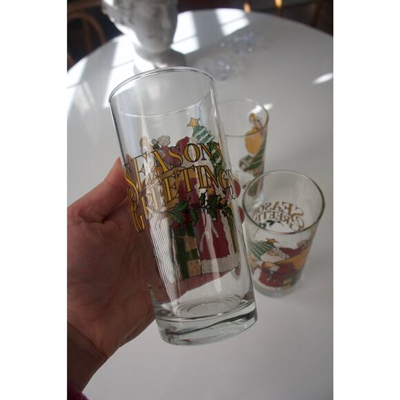 Vintage “Season’s Greetings” Glasses – Anchor Hocking  Set of 3 - Picture 2 of 4